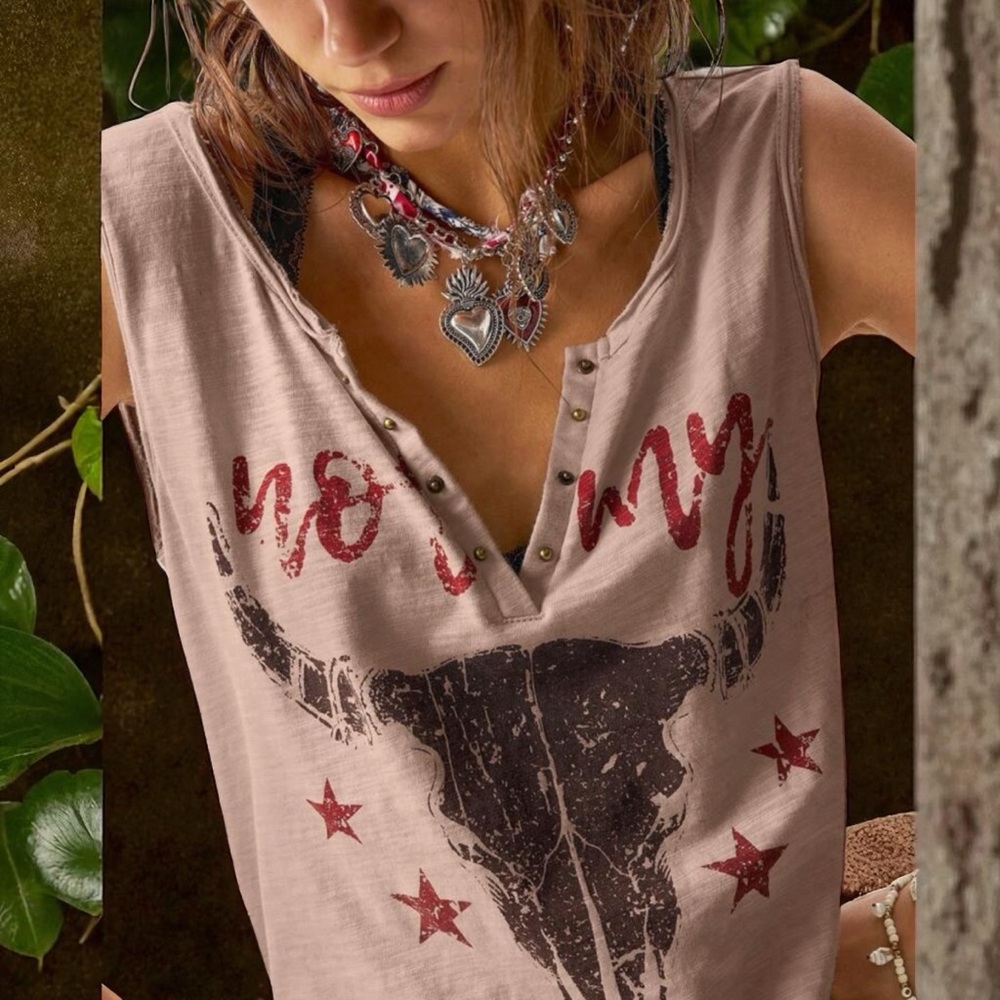 NWT 💯 % Cotton Graphic Tank Top - Picture 3 of 5